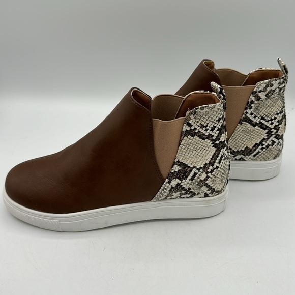 New without box Euro shoes Sz 39, stretch panels, unbranded - Picture 2 of 6